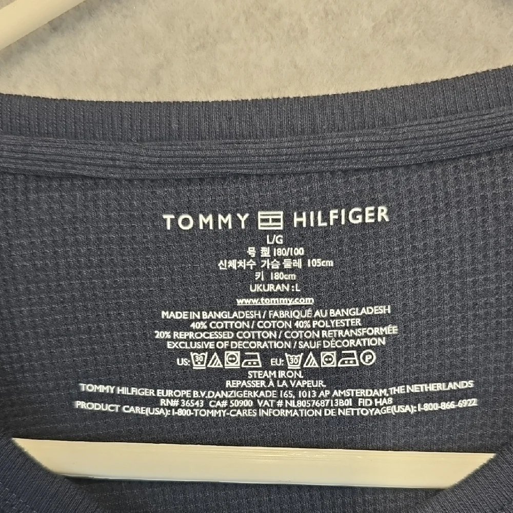 Tommy Hilfiger Navy Waffle Knit Logo Long Sleeve Shirt Men’s Large NWT